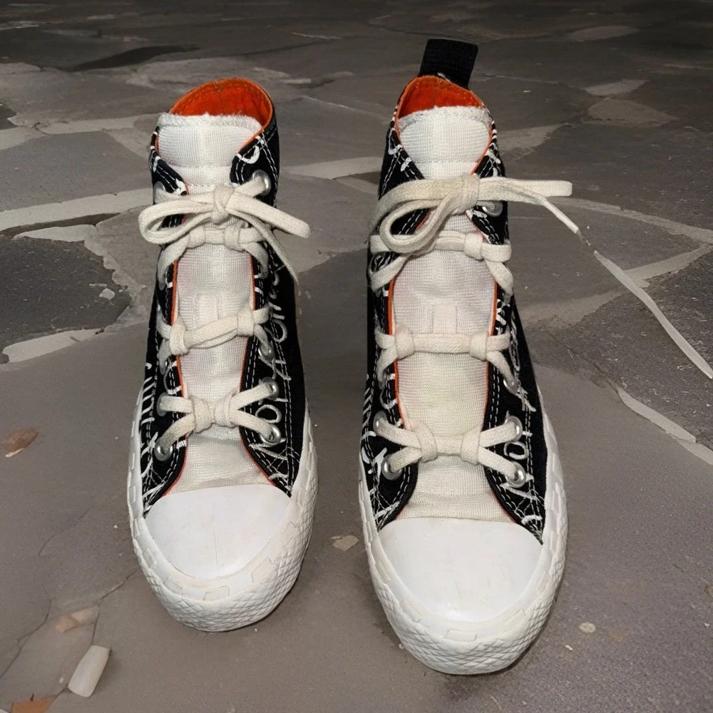 Converse Chuck Taylor All‎ Star High Top Graffiti Not A Chuck Shoes Youth 4